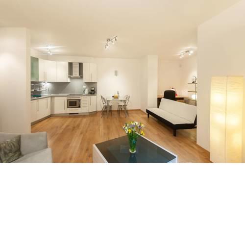 Romantic Condo Near Charles Bridge Apts