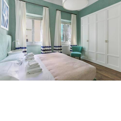 Romantic Flat in Florence! hosted by Sweetstay