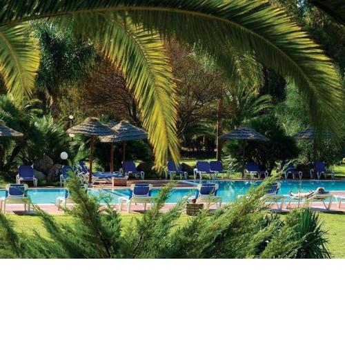 Romantic holiday home in Pula with communal pool