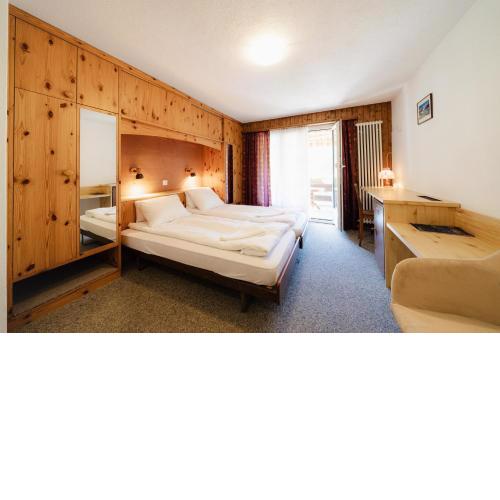 Romantic Room with private bathroom