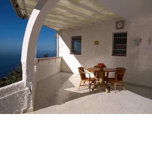Romantisches Haus mit Privatpool
