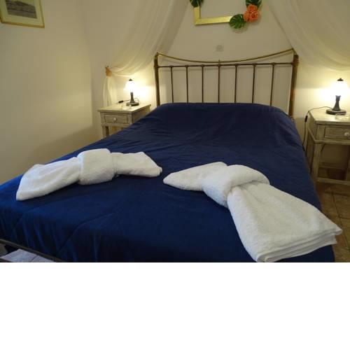 Romanza Rooms