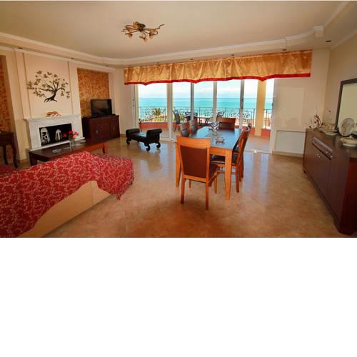Romanza Villa
