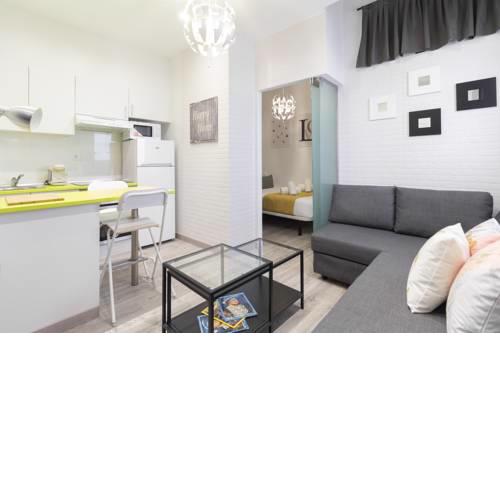 Ronda de Valencia Apartment