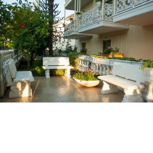 RONZI APARTMANT