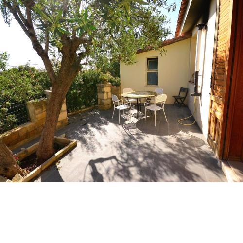 Roofed Holiday Home in Sicily with Private Terrace