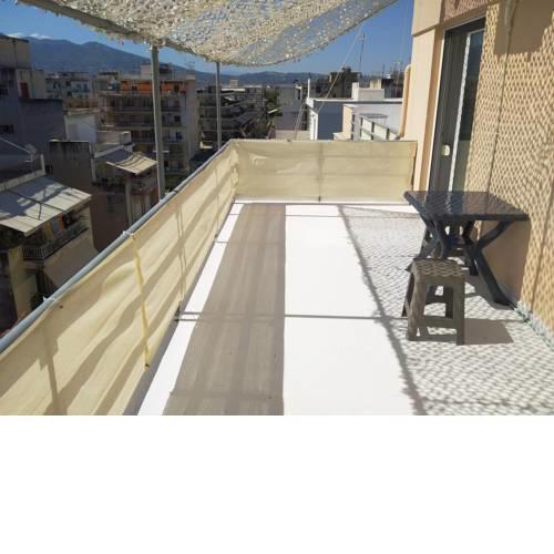 rooftop studio near port and center WiFi/crib