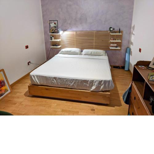 Room in a quiet part of Bergamo