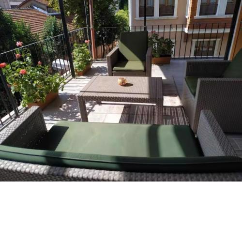 Room in Apartment - Cozy appartment in Old City Center up to 4 people Brillant location