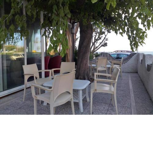 Room in BB - Quadruple room in Pineto - A stones throw from the sea