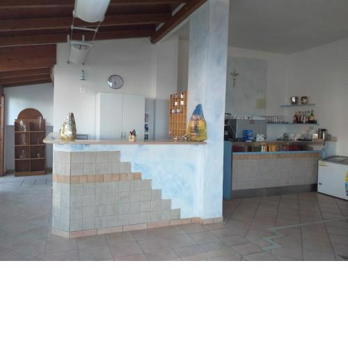 Room in BB - Spacious double room a stones throw from the sea