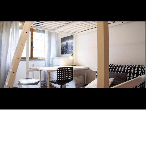 Room in Guest room - Kamchu Apartments single room Anagnina-Tor Vergata