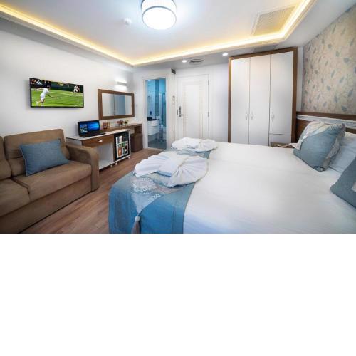 Room in Guest room - Lika Hotel - Standard Double or Twin Room