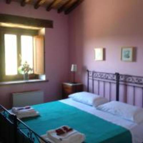Room in Holiday house - Amazing Italian country house with swimming pool