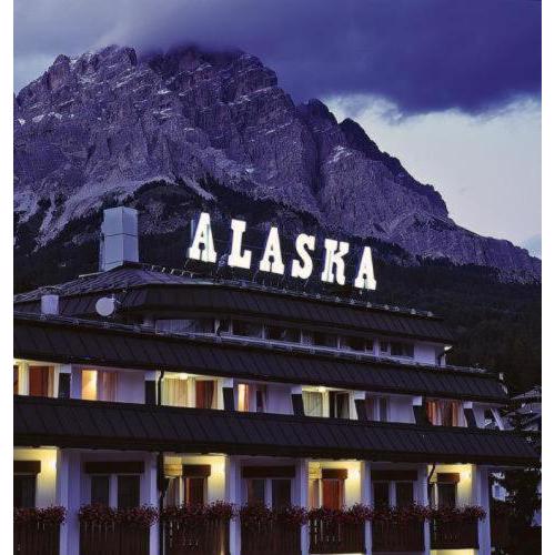 room in hotel alaska