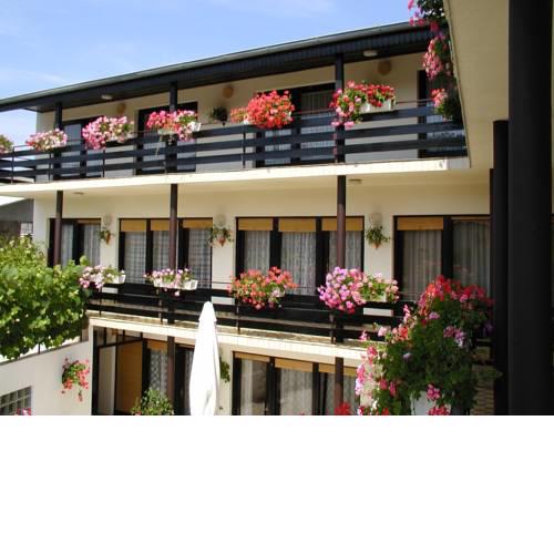 Room in Vodice with balcony, air conditioning, Wi-Fi (4826-2)