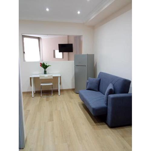 Roomors of Naples - Business District
