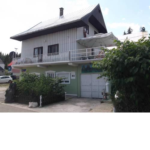 Rooms & Apartment Ljiljana