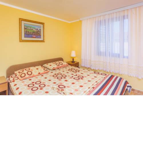 Rooms Lilic with Bath and Kitchen
