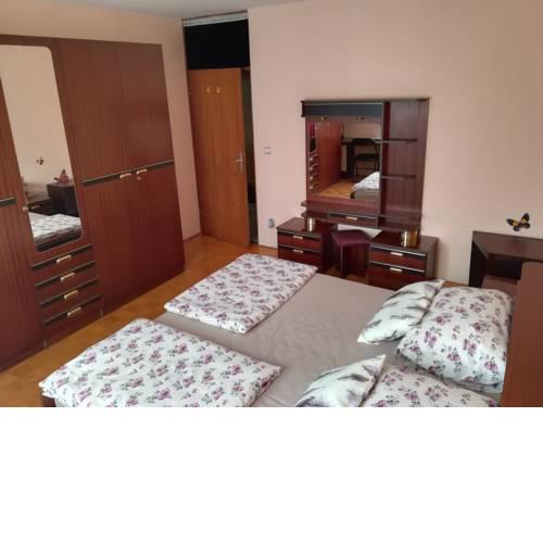 Rooms Marija, close to city center of Poreč, close to beach Pical