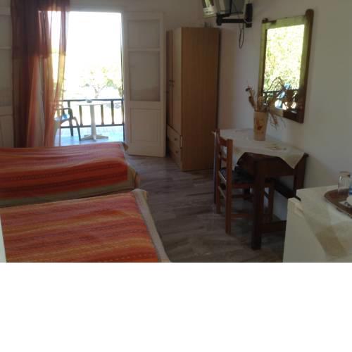 Rooms to Let To Kyma Skala Sikamineas