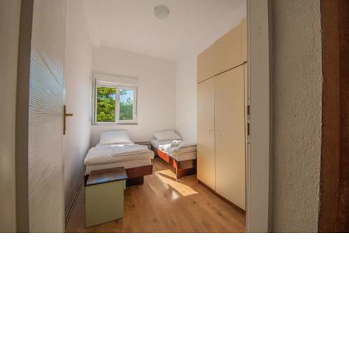 Rooms with a parking space Starigrad (Paklenica) - 17698