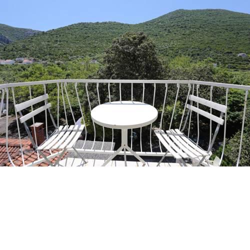 Rooms with a parking space Trpanj (Peljesac) - 10422