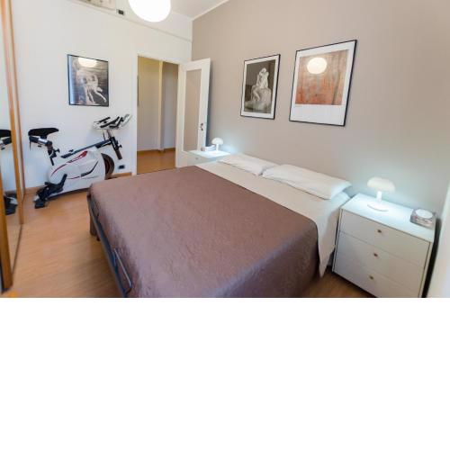 Roomy Central Apartment