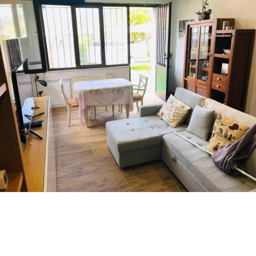 Rosales Apartamento con jardín