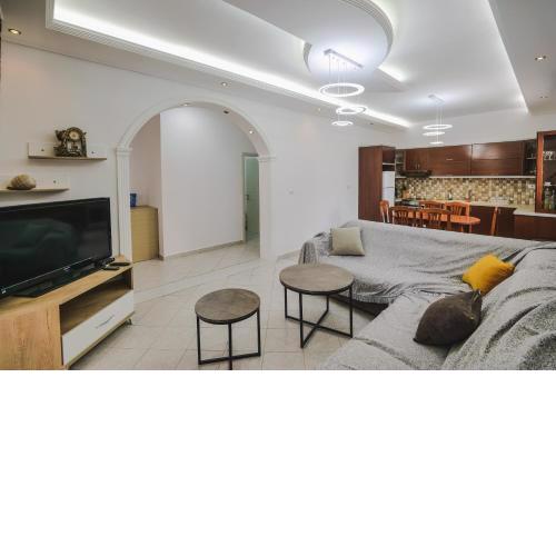 Rose Apartments