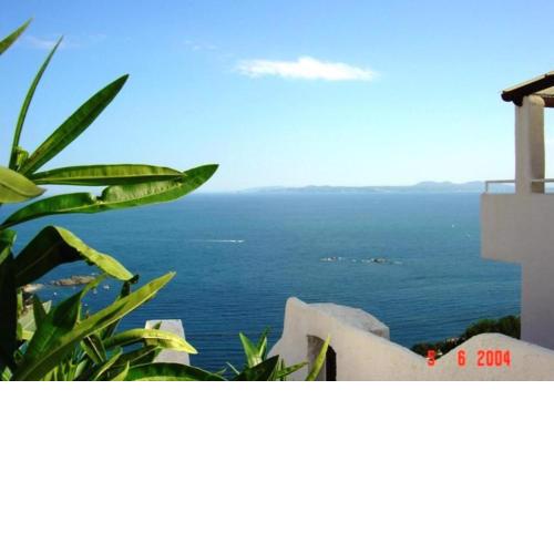 Roses House to the Sea Costa Bra