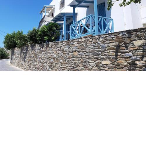 Roula's Studios