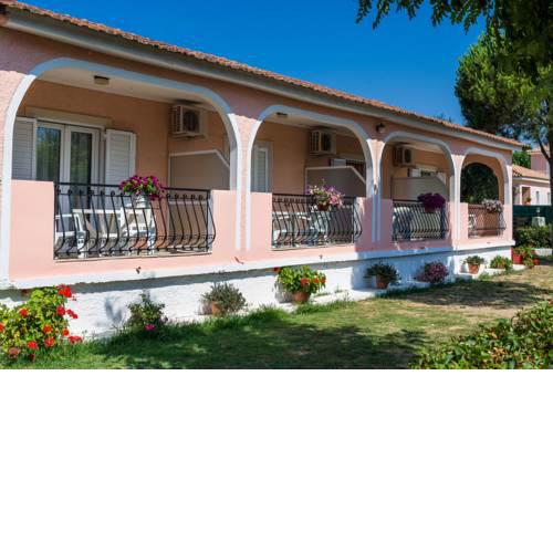 Roussa's Apartments