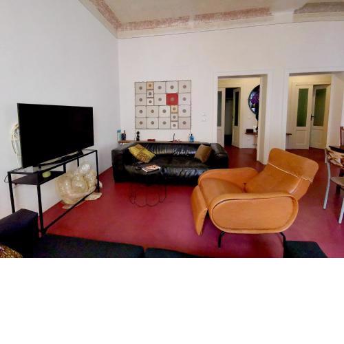 Roxy House