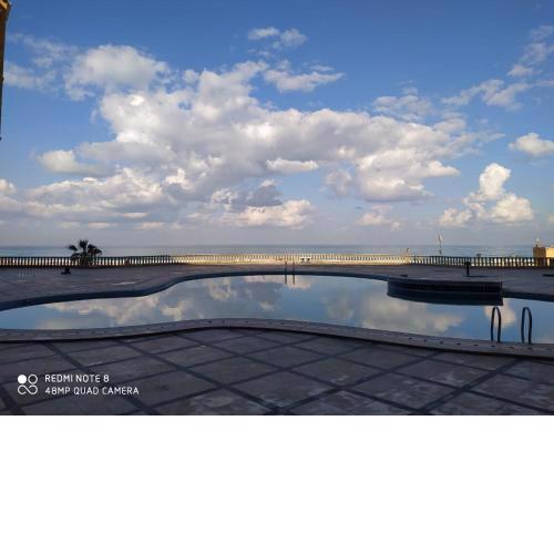 Royal Beach Hotel