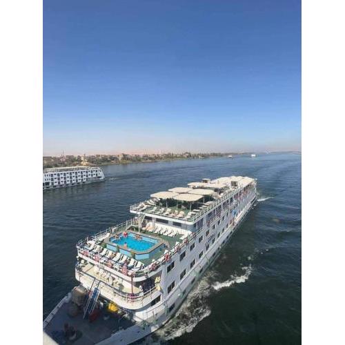 Royal Cruise Aswan to Luxor 3 Night Included Abo Simbel