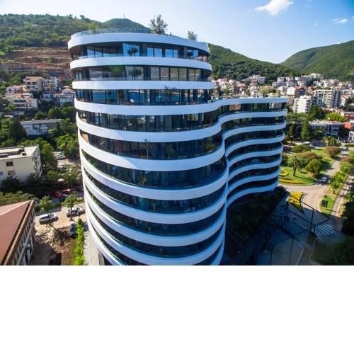 Royal Gardens Apartments