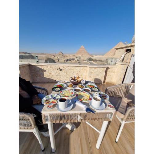 Royal Golden Pyramids Inn