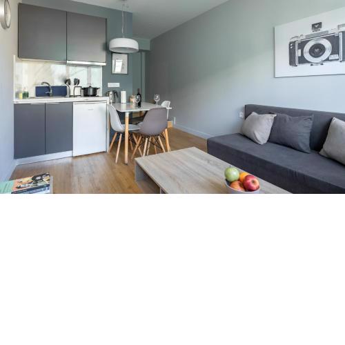 Royalty Apartment Syggrou 2