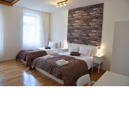 Rustic Apartment with 4 bedrooms
