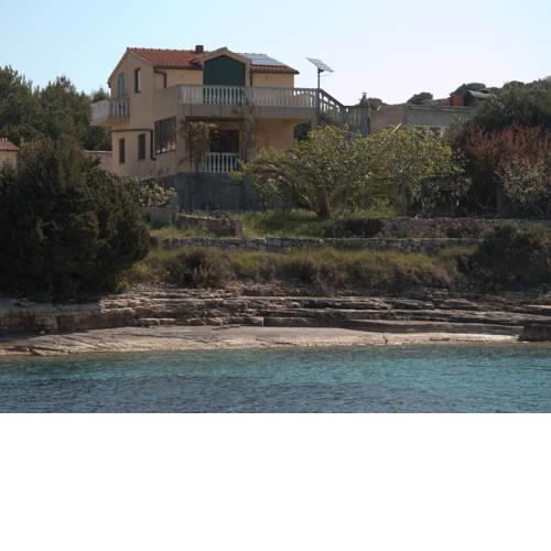 Rustic Cottage in sibenik with Balcony