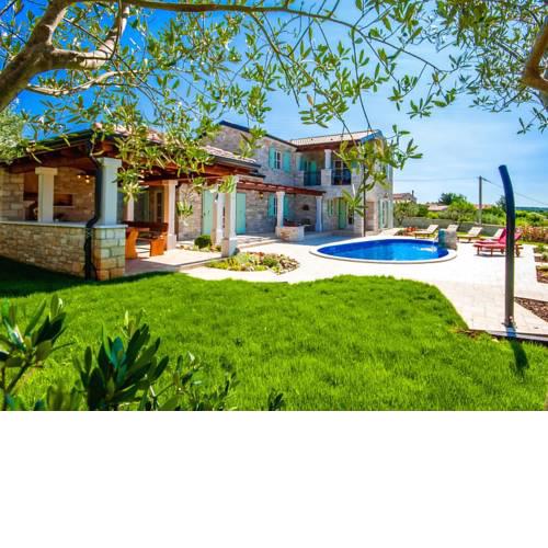 Rustic Villa in Perini with Private Pool
