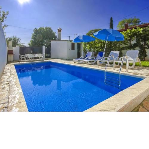 Rustic Villa in zbandaj with Private Swimming Pool