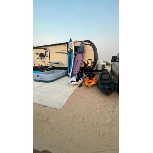 RV HB island