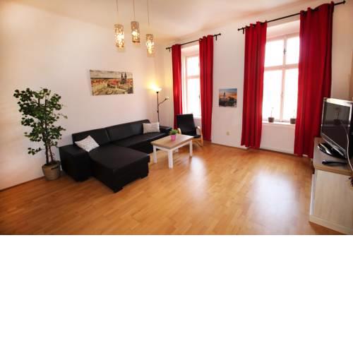 Rybna Large Apartment