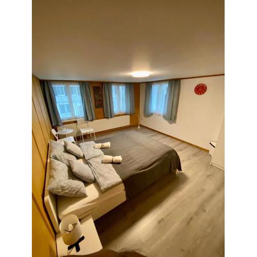 S Room 2