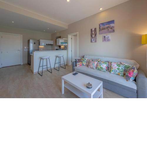 Sabina 2BR Brand New Lagoon & Pool View