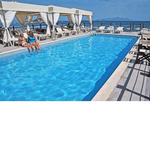 Sacallis Inn Beach Hotel