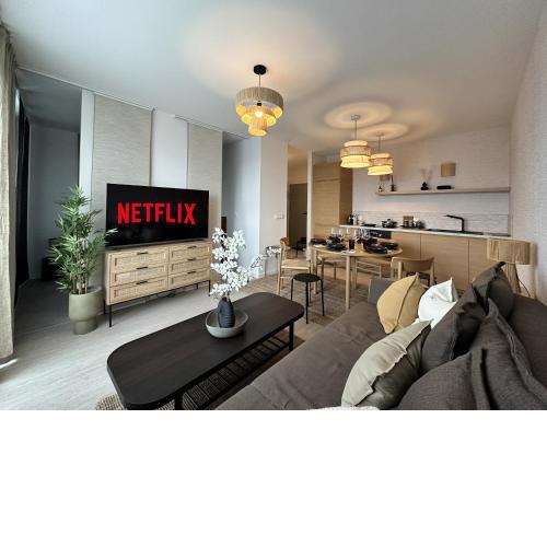 Sady, 5min from Airport and parking