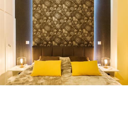 Safe Central Smart-Luxury rooms next to metro and tram walk to Acropolis